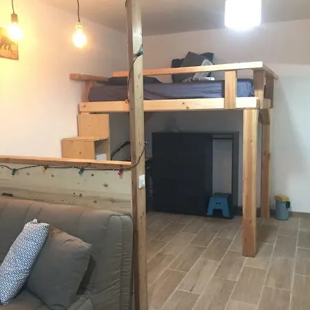 Jolie Studio Neuf * Le Bourg-dʼOisans